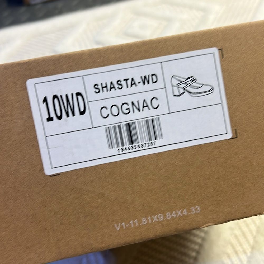 Journee Collection Shasta Platform Pump in Cognac - Picture 9 of 9